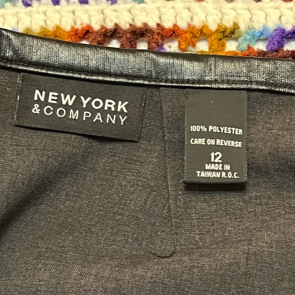 🥇 NY&Co. Grey Tuxedo Midi Leather Trim - Picture 7 of 11